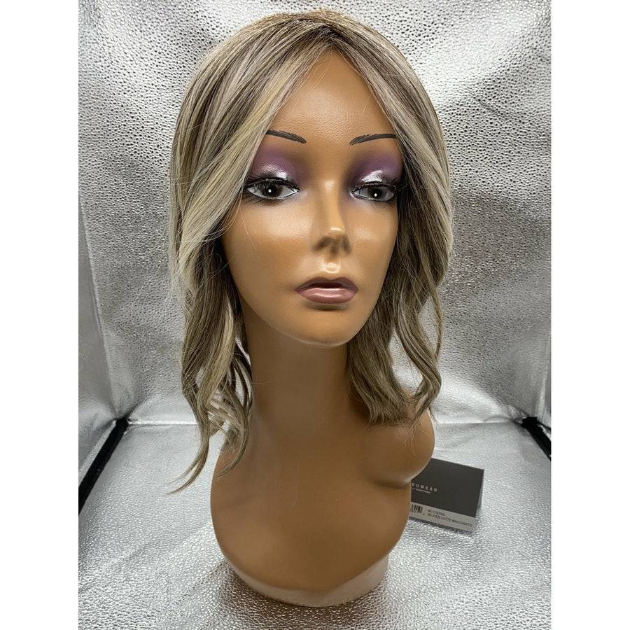 SIMMER Elite Wig By Raquel Welch