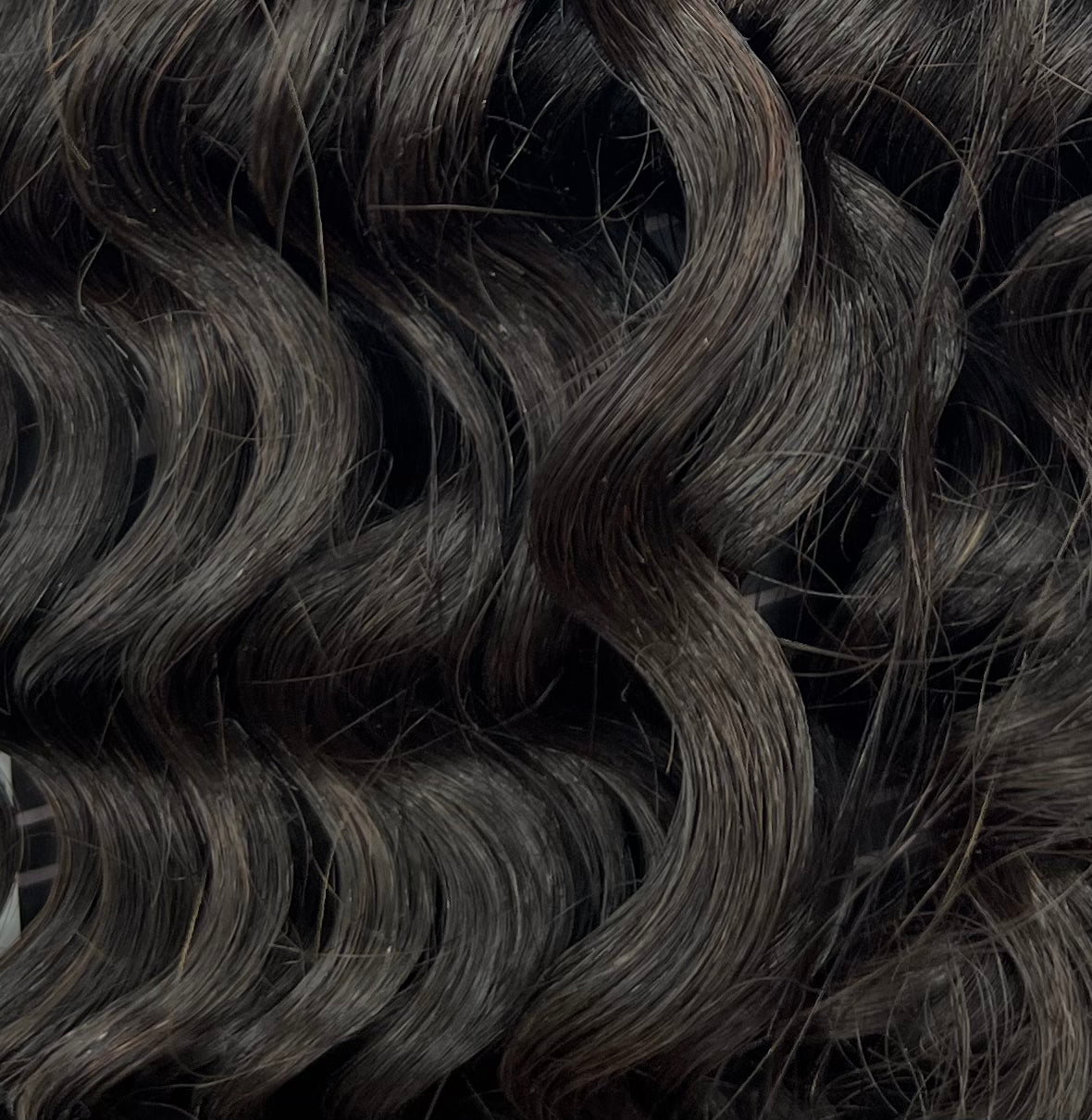 Unique's New Deep Bulk / 100% Human Hair 24'' - VIP Extensions