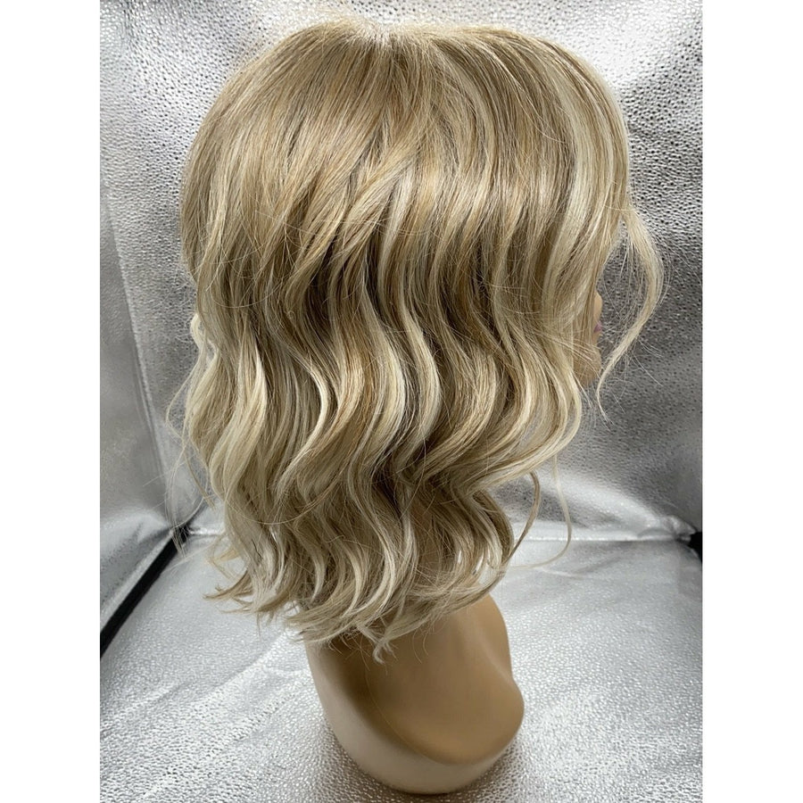 EDITOR'S PICK - wig by Raquel Welch - VIP Extensions