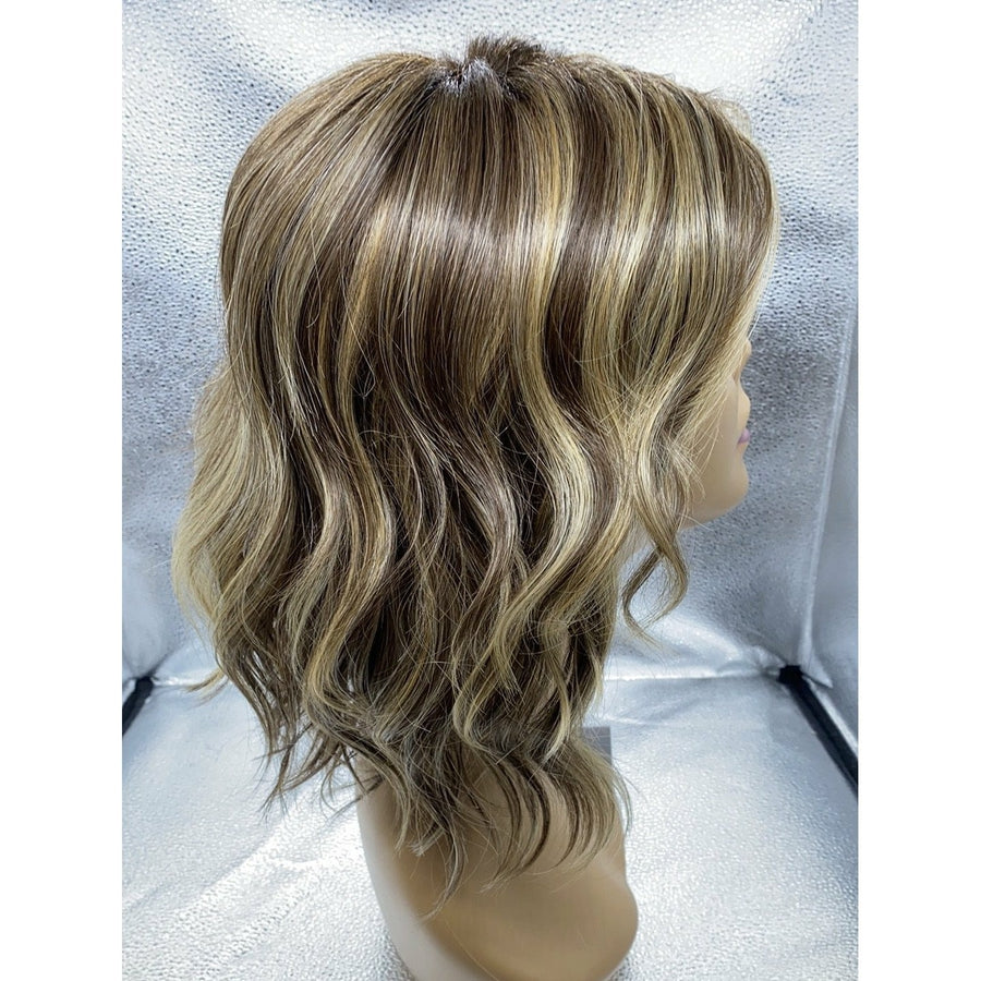 EDITOR'S PICK - wig by Raquel Welch - VIP Extensions